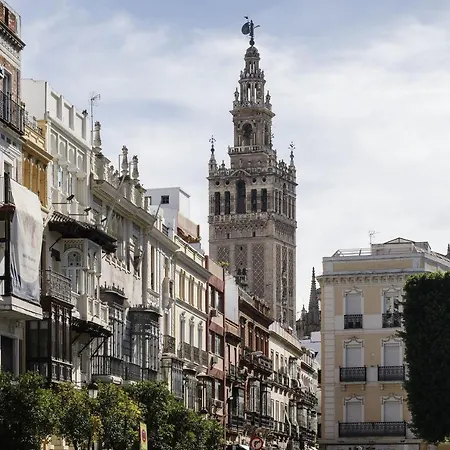 Puerta Catedral Apartment Seville